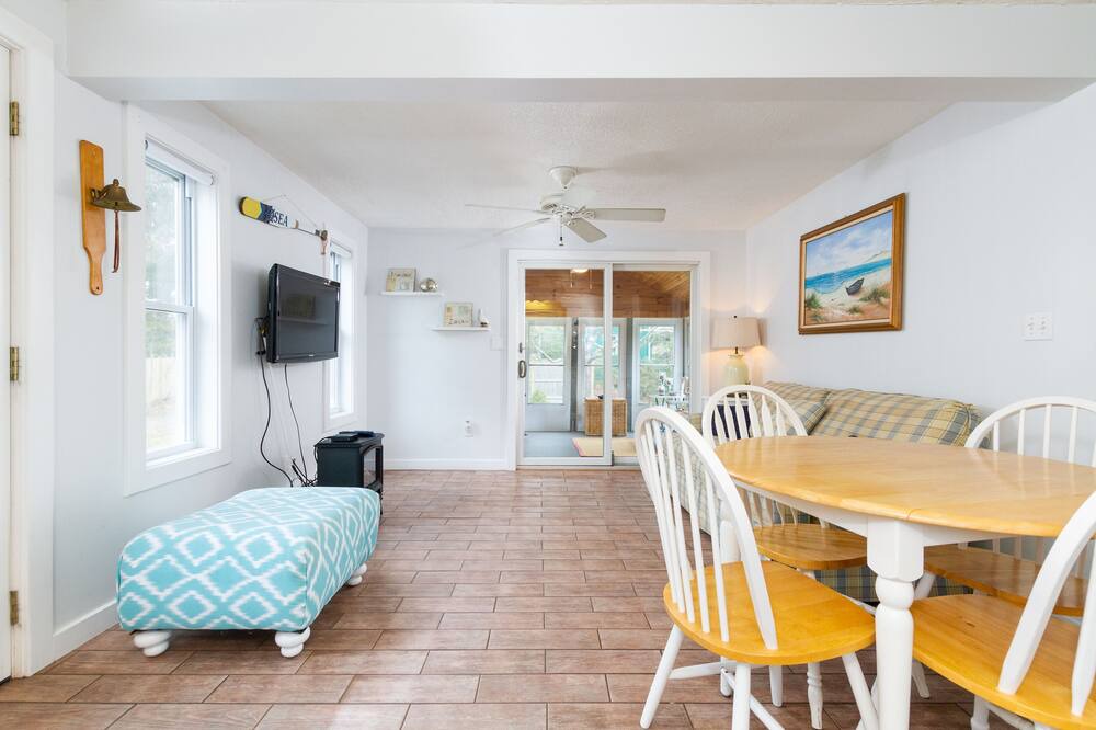 Photo of Others in Kenyon