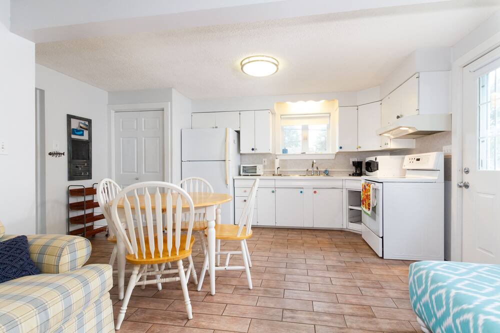 Photo of Others in Kenyon