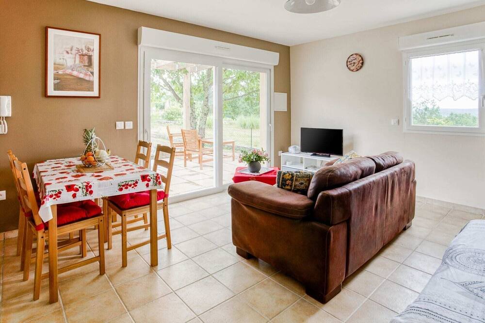 Photo of Livingroom in Largentiere