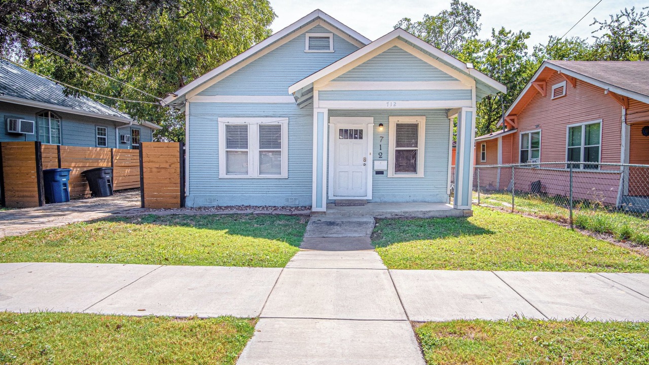 Photo of Outdoor in Denver Heights