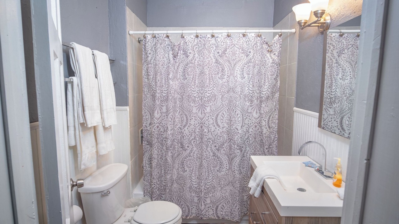 Photo of Bathroom in Denver Heights