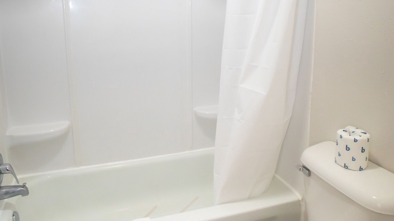 Photo of Bathroom in Arapahoe