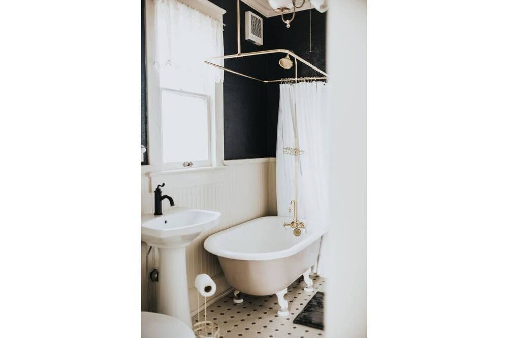 Photo of Bathroom in Kennewick