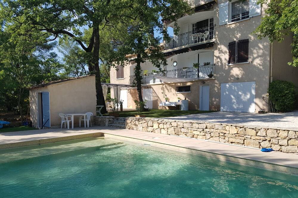 Photo of Outdoor in Le Cannet-des-Maures