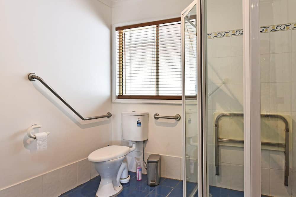 Photo of Bathroom in Ellalong