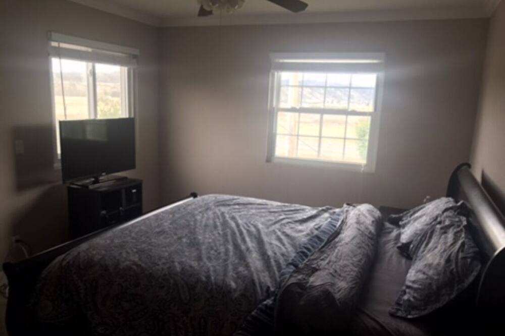 Photo of Bedroom in Wilbur Springs