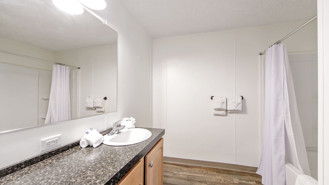 Photo of Bathroom in Golden Meadow