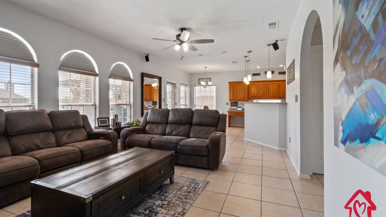Photo of Livingroom in Westside