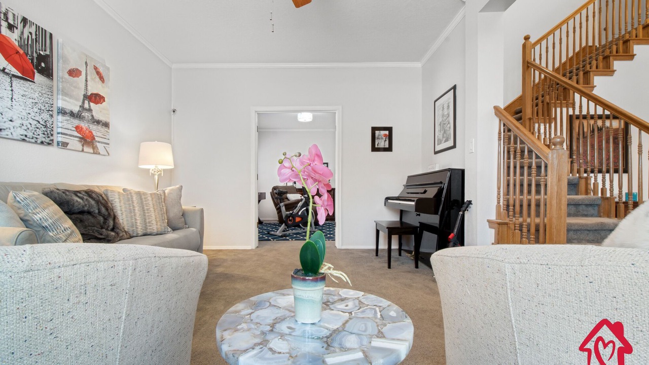 Photo of Livingroom in Westside