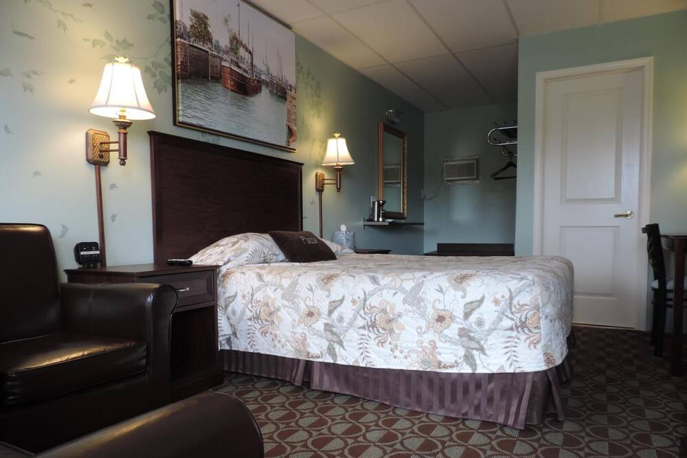 Photo of Bedroom in Sault Ste. Marie