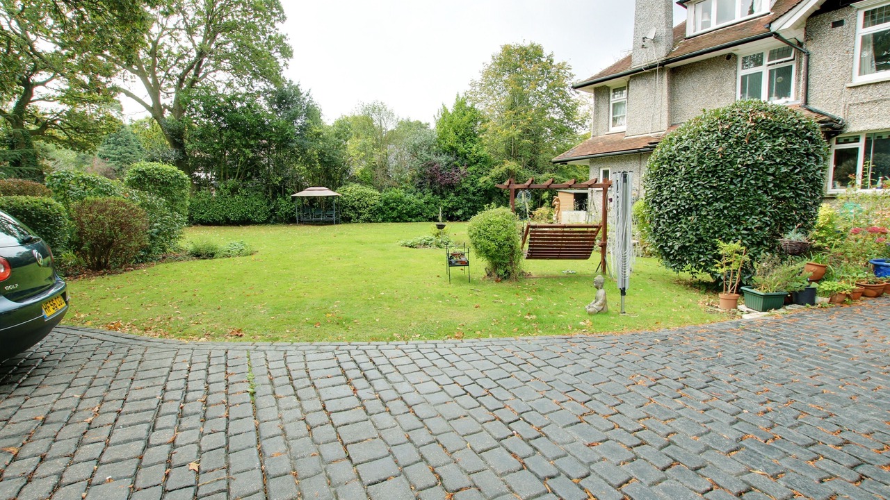 Photo of Others in Winton