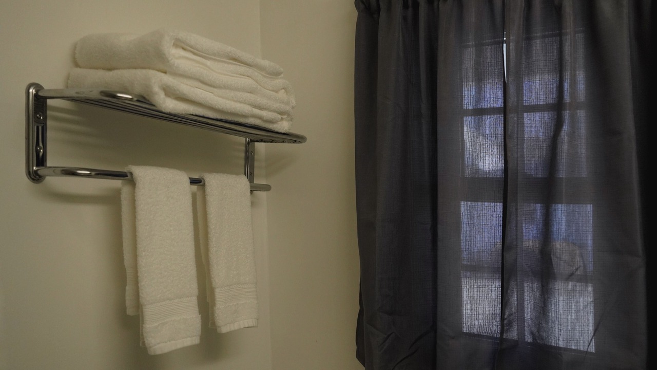 Photo of Bathroom in Lee