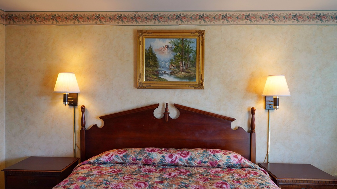 Photo of Bedroom in Lee