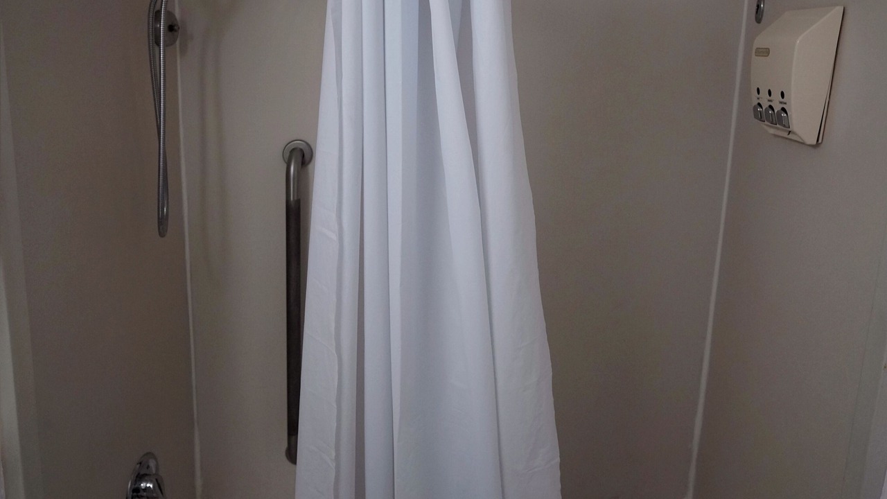 Photo of Bathroom in Lee