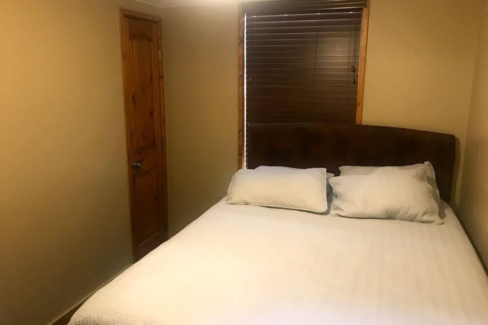 Photo of Bedroom in Cleveland