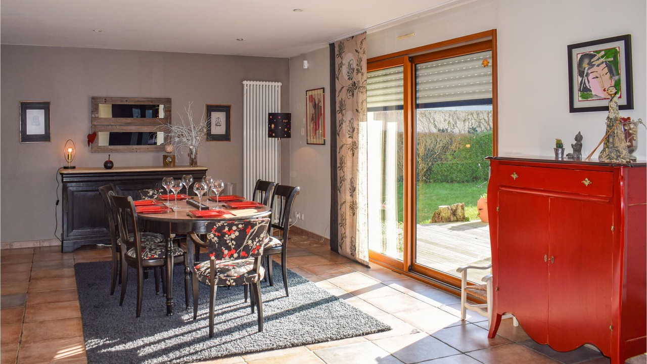 Photo of Others in Hillion