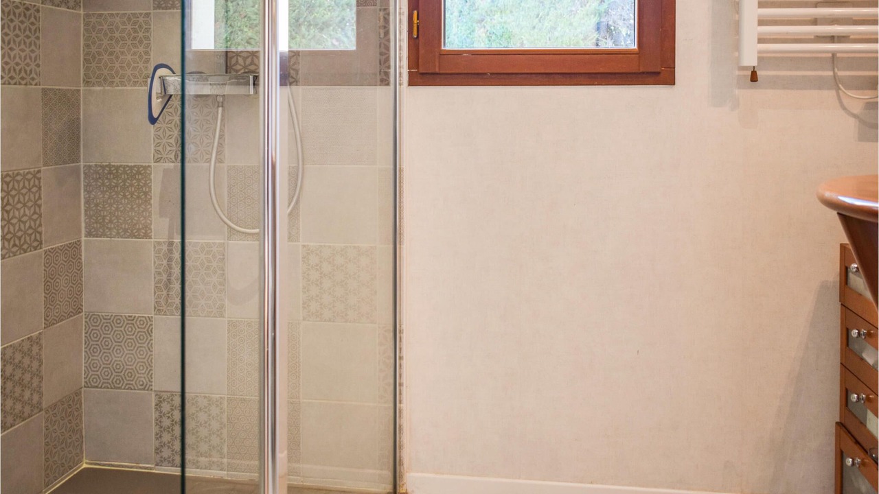 Photo of Others in Hillion