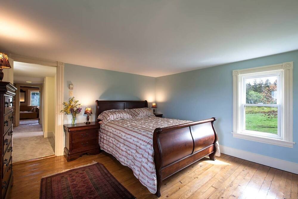 Photo of Bedroom in Lower Rose Bay
