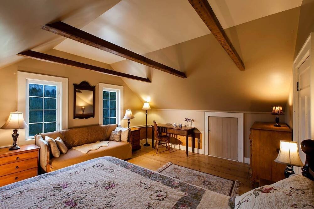 Photo of Bedroom in Lower Rose Bay