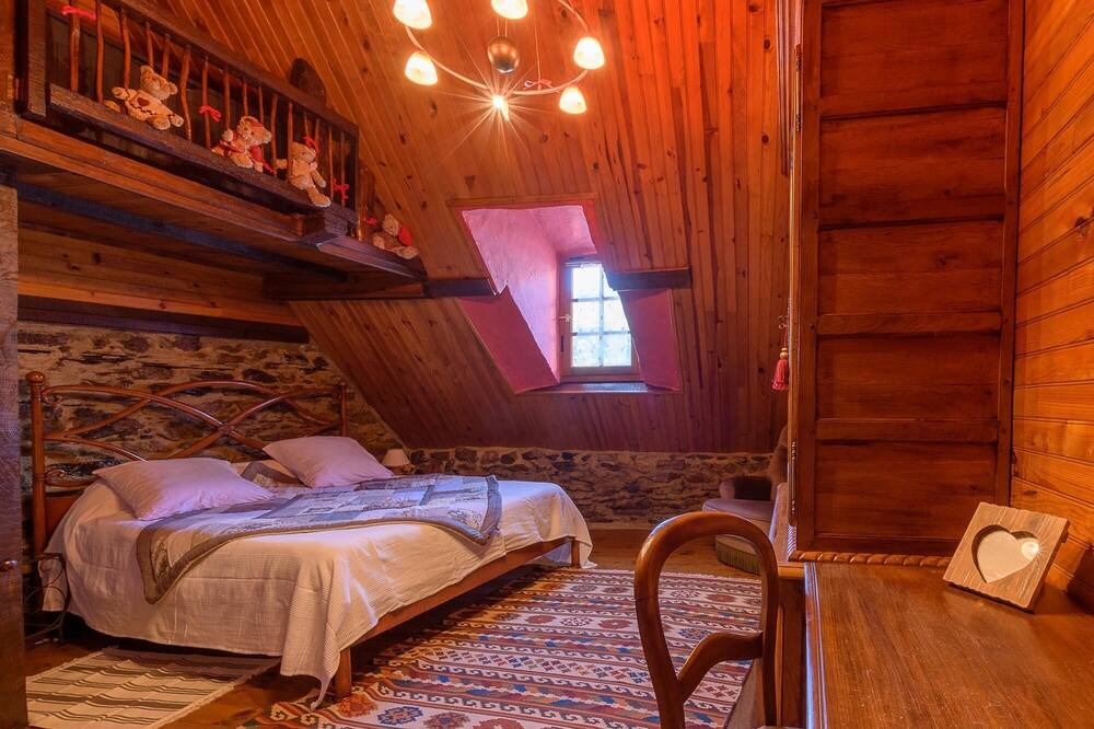 Photo of Bedroom in Saint-Lary-Soulan