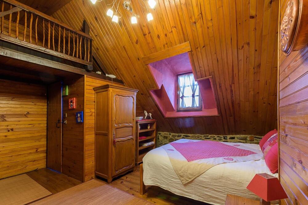Photo of Bedroom in Saint-Lary-Soulan