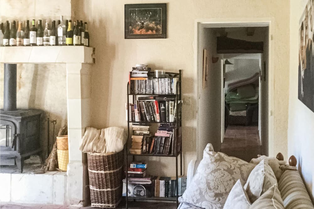 Photo of Bedroom in Noyant-Villages
