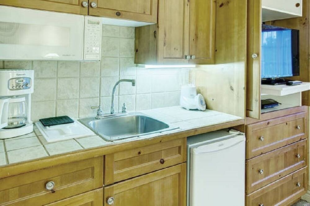 Photo of Kitchen in Oro-Medonte