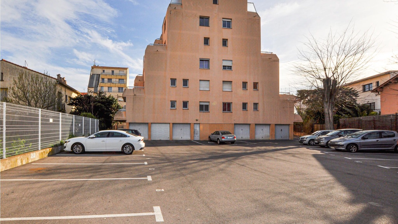 Photo of Others in Les Platanes