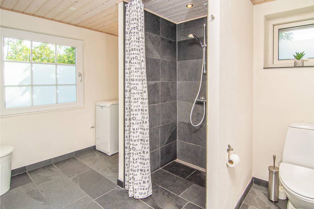Photo of Bathroom in Hjarbæk