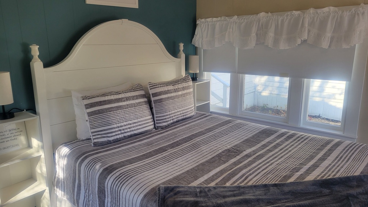 Photo of Bedroom in Cape Neddick