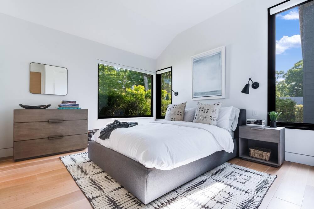 Photo of Bedroom in Noyack