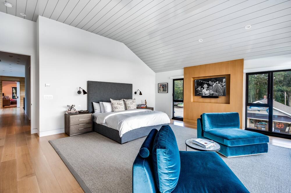 Photo of Others in Noyack