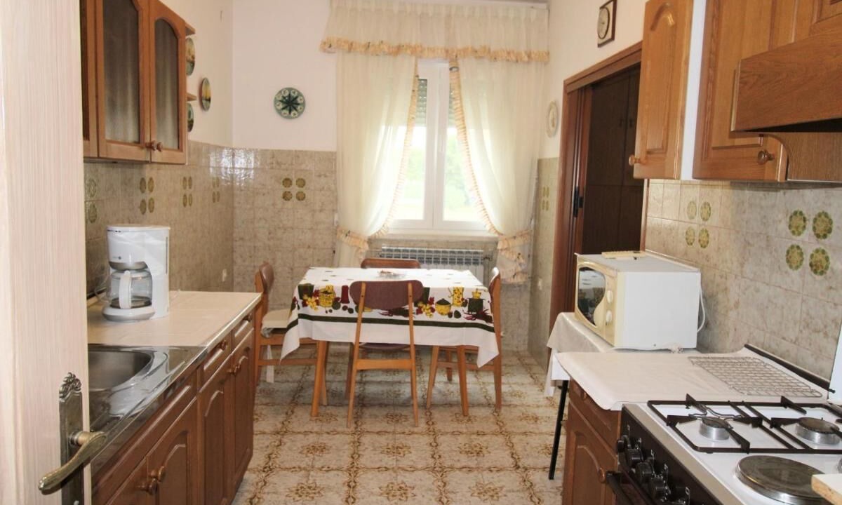 Photo of Kitchen in Liznjan