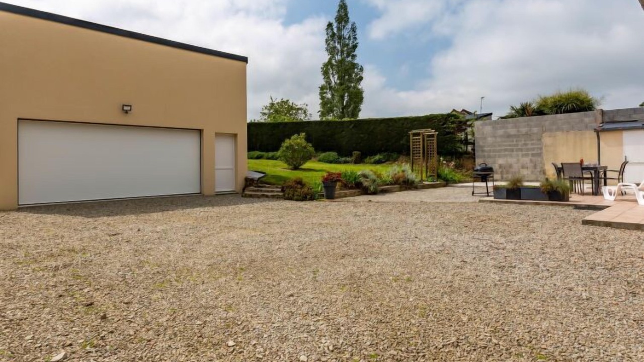 Photo of Outdoor in Bolleville