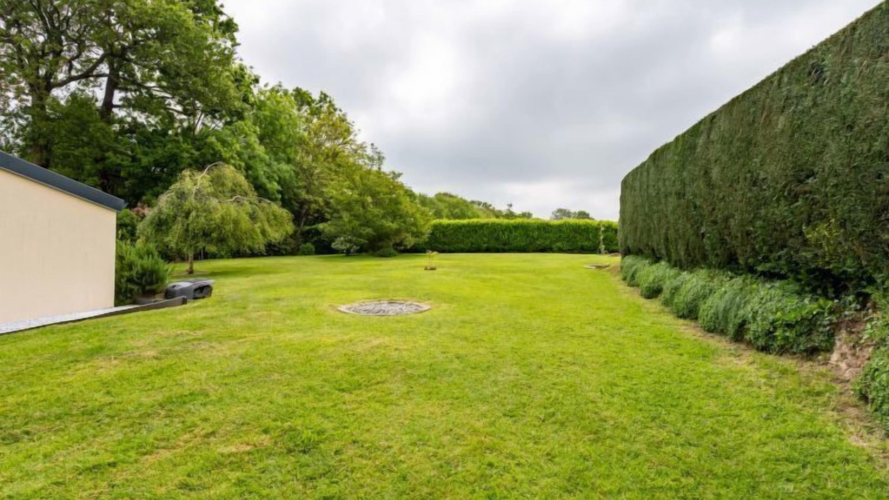 Photo of Outdoor in Bolleville