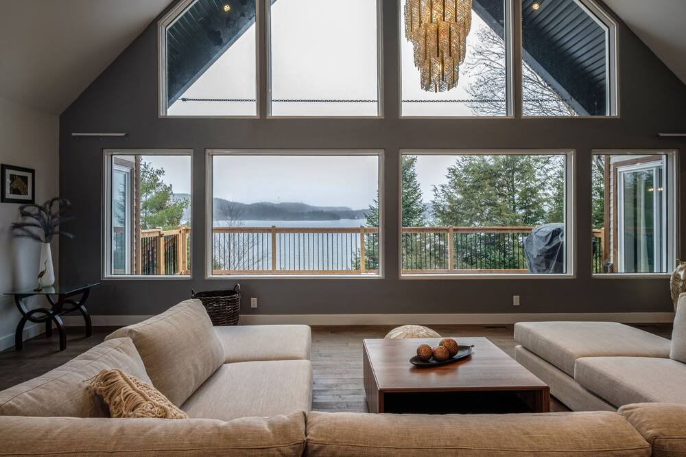 Photo of Livingroom in Labelle