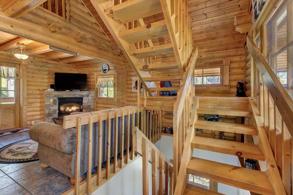 Photo of Bedroom in Gatlinburg
