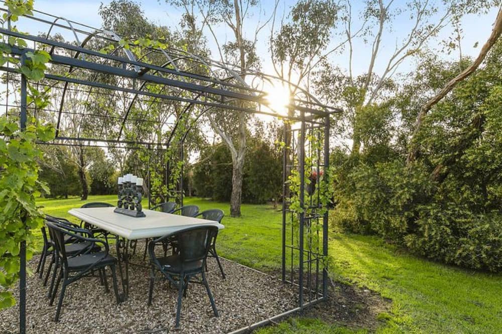 Photo of Outdoor in Meeniyan