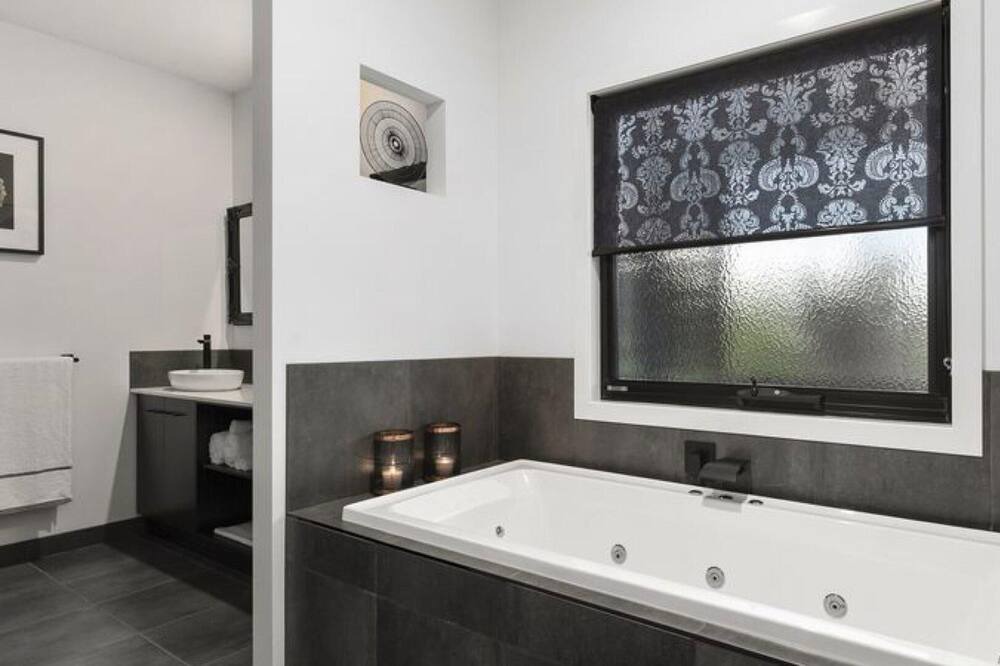 Photo of Bathroom in Meeniyan