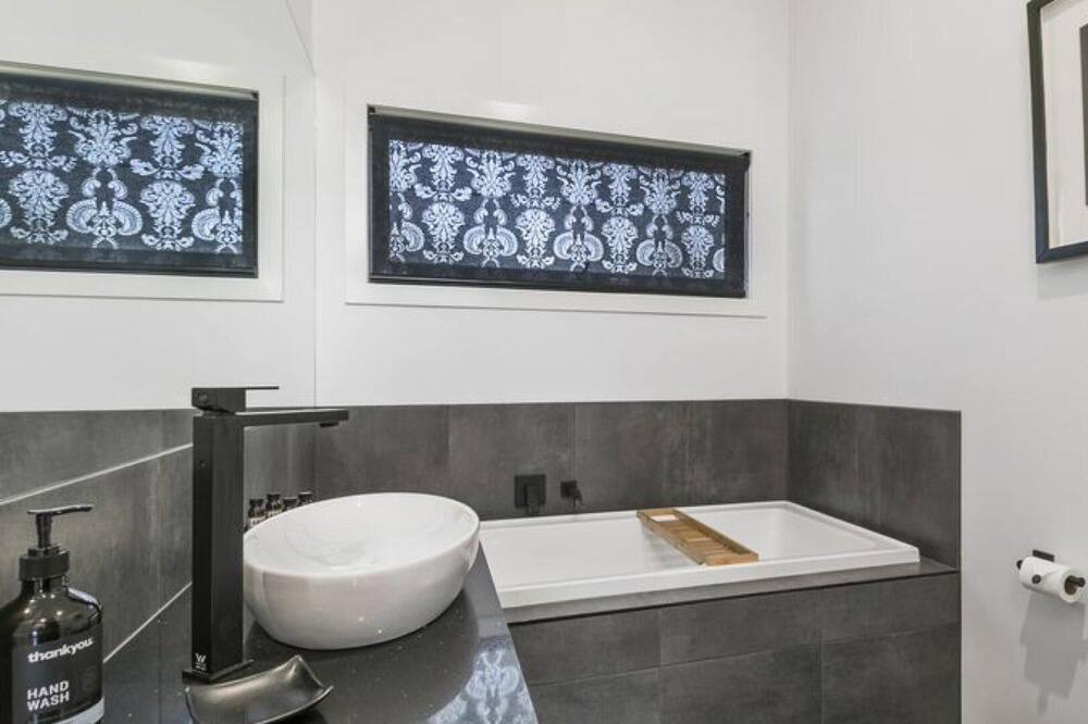 Photo of Bathroom in Meeniyan