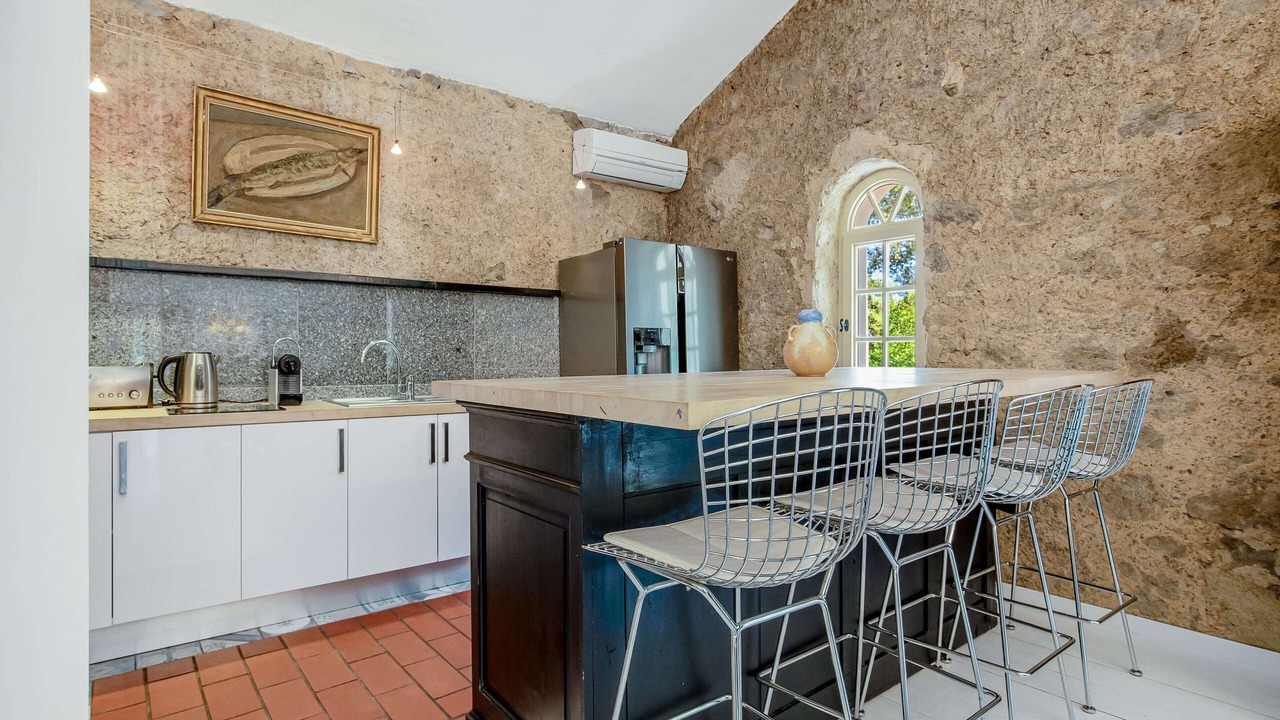 Photo of Others in Servian