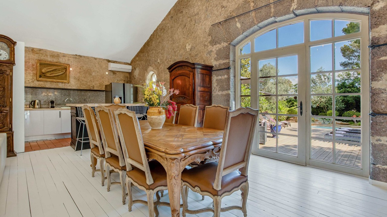 Photo of Others in Servian