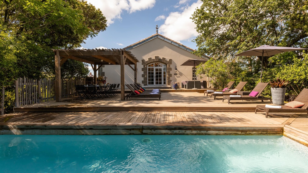 Photo of Outdoor in Servian