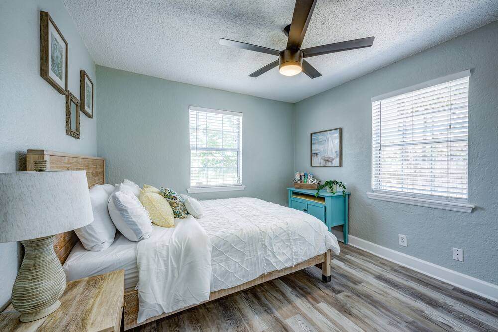 Photo of Bedroom in Jacksonville Beach