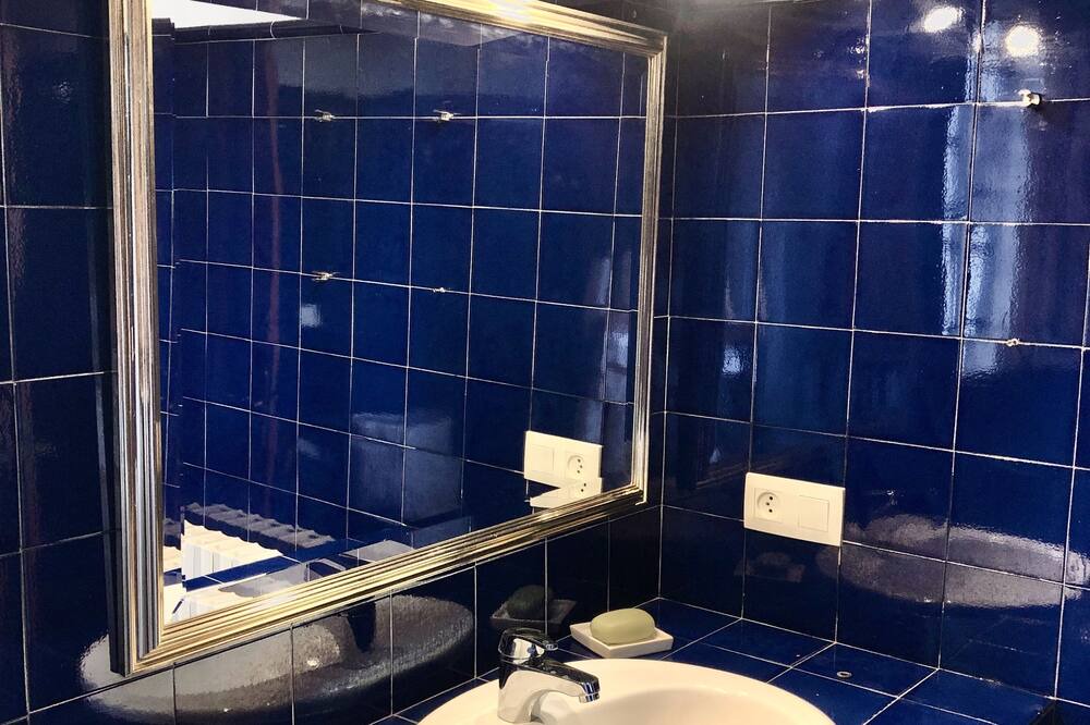 Photo of Bathroom in Llagostera