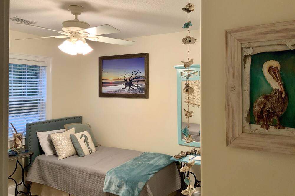 Photo of Bedroom in Darien