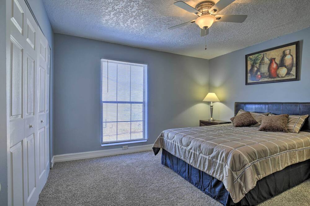 Photo of Bedroom in University