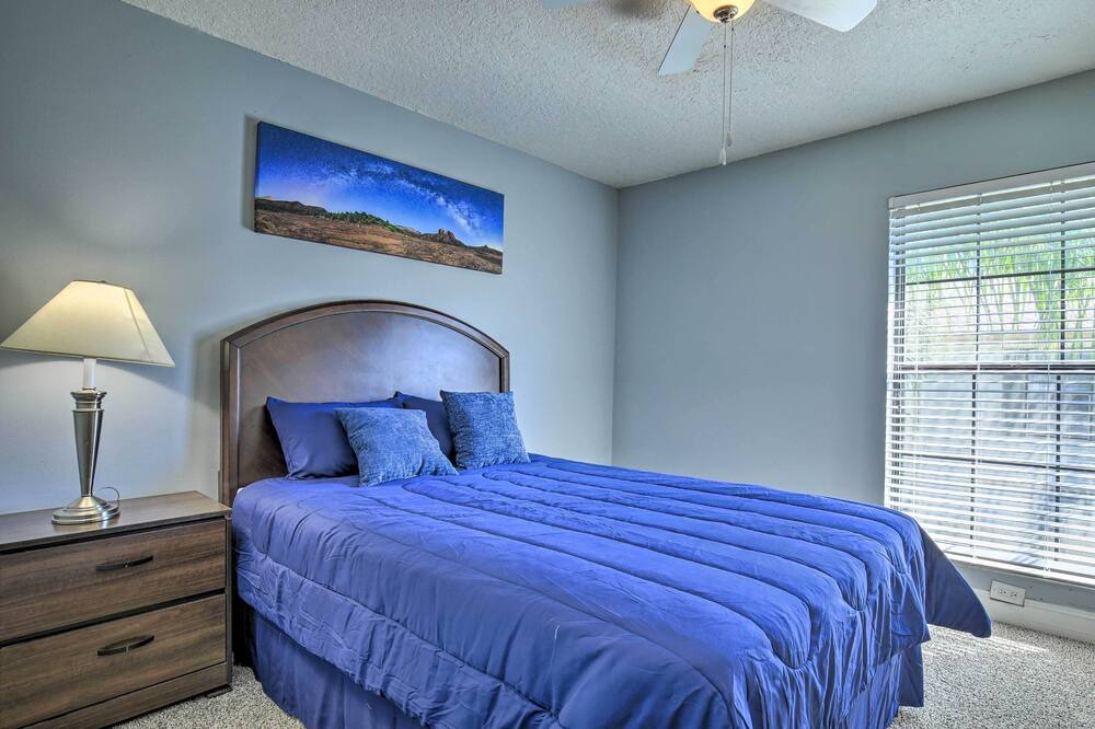 Photo of Bedroom in University