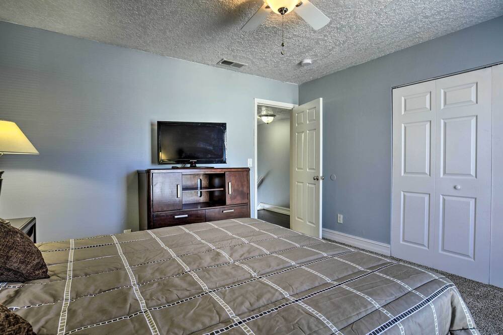 Photo of Bedroom in University