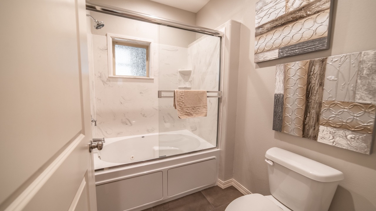 Photo of Bathroom in Table Rock